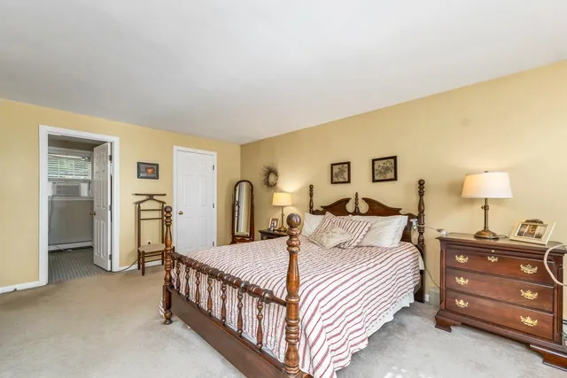 $649,000 | 15 Cambridge Road, Hampstead, NH 03841