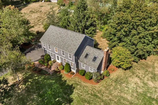 $649,000 | 15 Cambridge Road, Hampstead, NH 03841