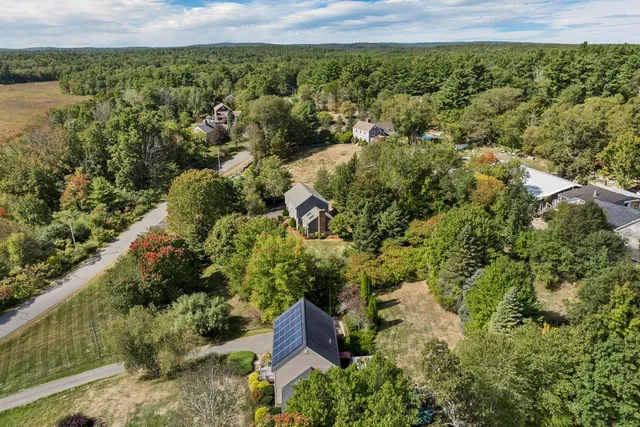 $649,000 | 15 Cambridge Road, Hampstead, NH 03841