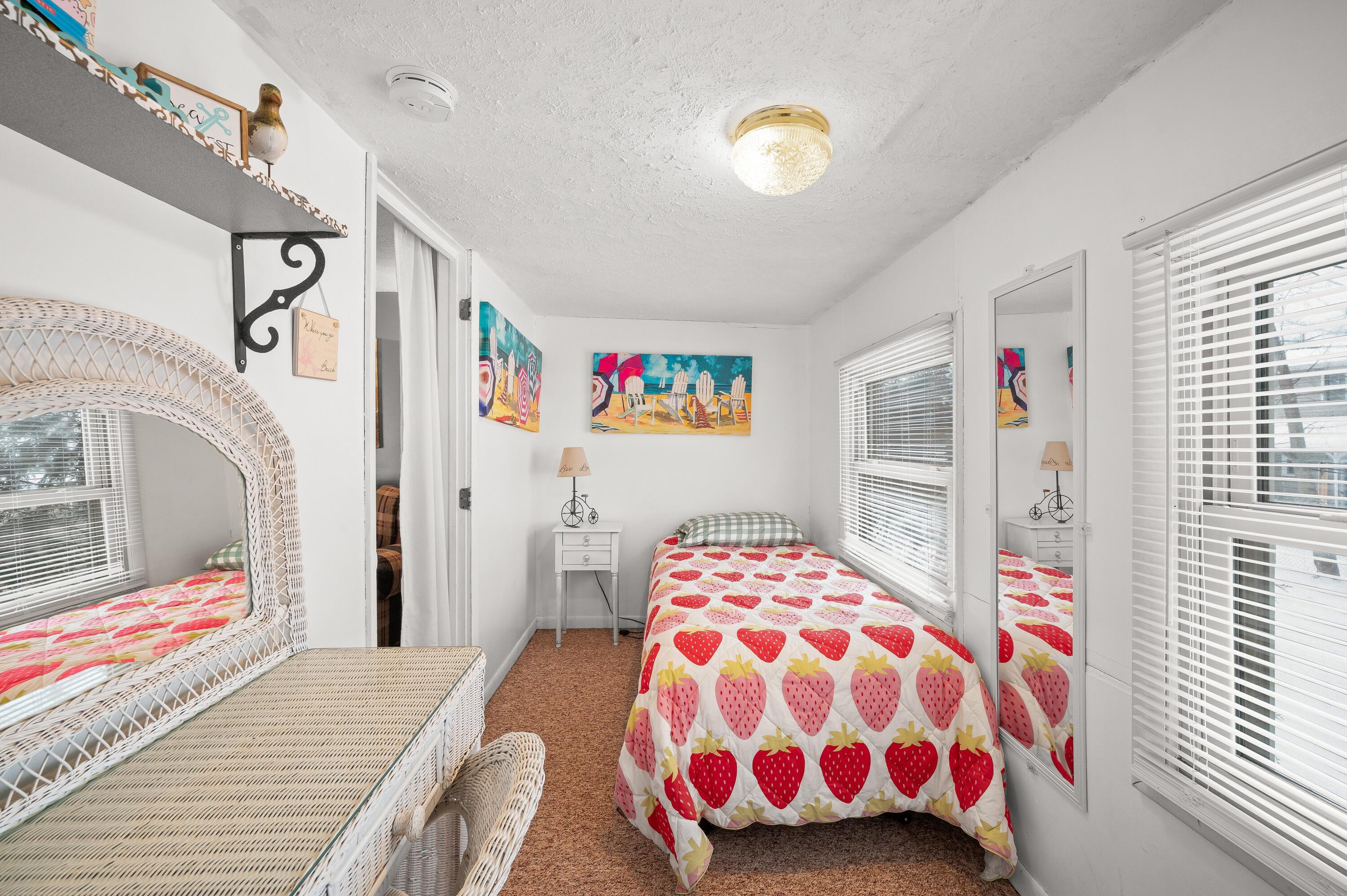 5900 Front Street Coloma, MI 49038 - Photo 18 of 32 24DSC_0146