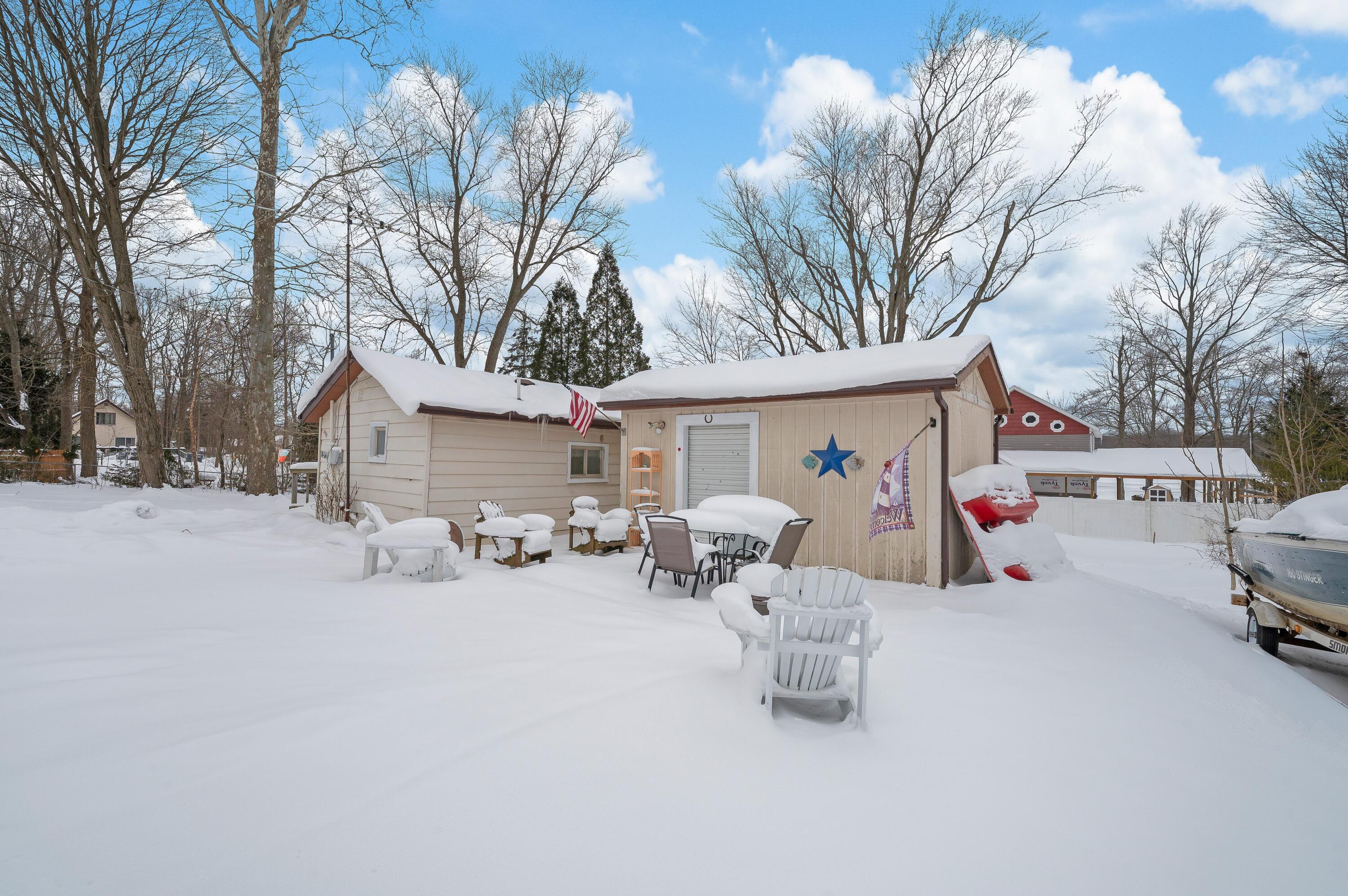5900 Front Street Coloma, MI 49038 - Photo 4 of 32 06DSC_0234