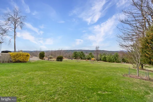 $375,000 | 530 West Sunset Road, Lehighton, PA 18235