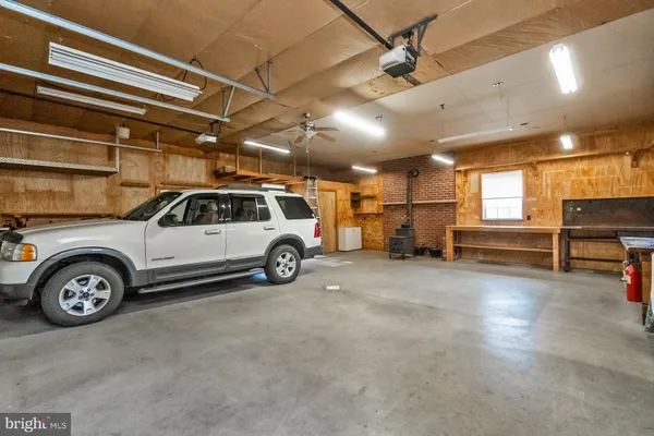 $375,000 | 530 West Sunset Road, Lehighton, PA 18235