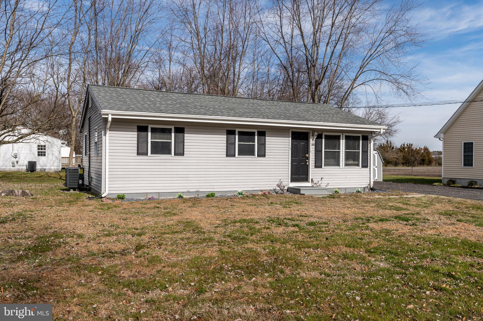 201 Price Road Chester, MD 21619 - Photo 3 of 25 Exterior Front (alt view)