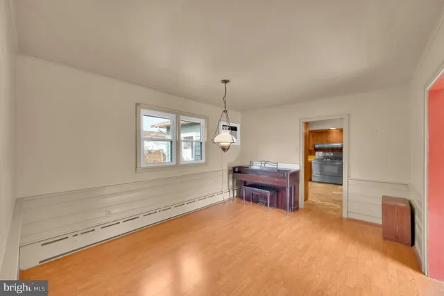 $699,900 | 130 Center Street, Manahawkin, NJ 08050