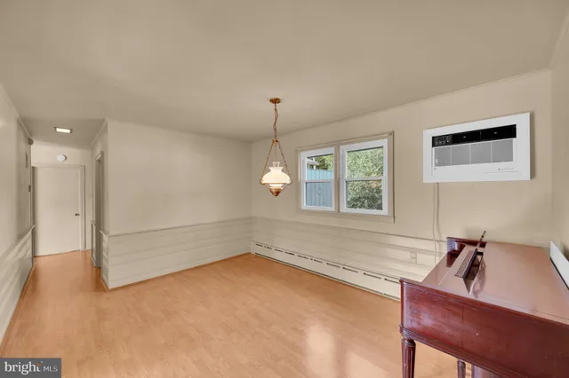 $699,900 | 130 Center Street, Manahawkin, NJ 08050