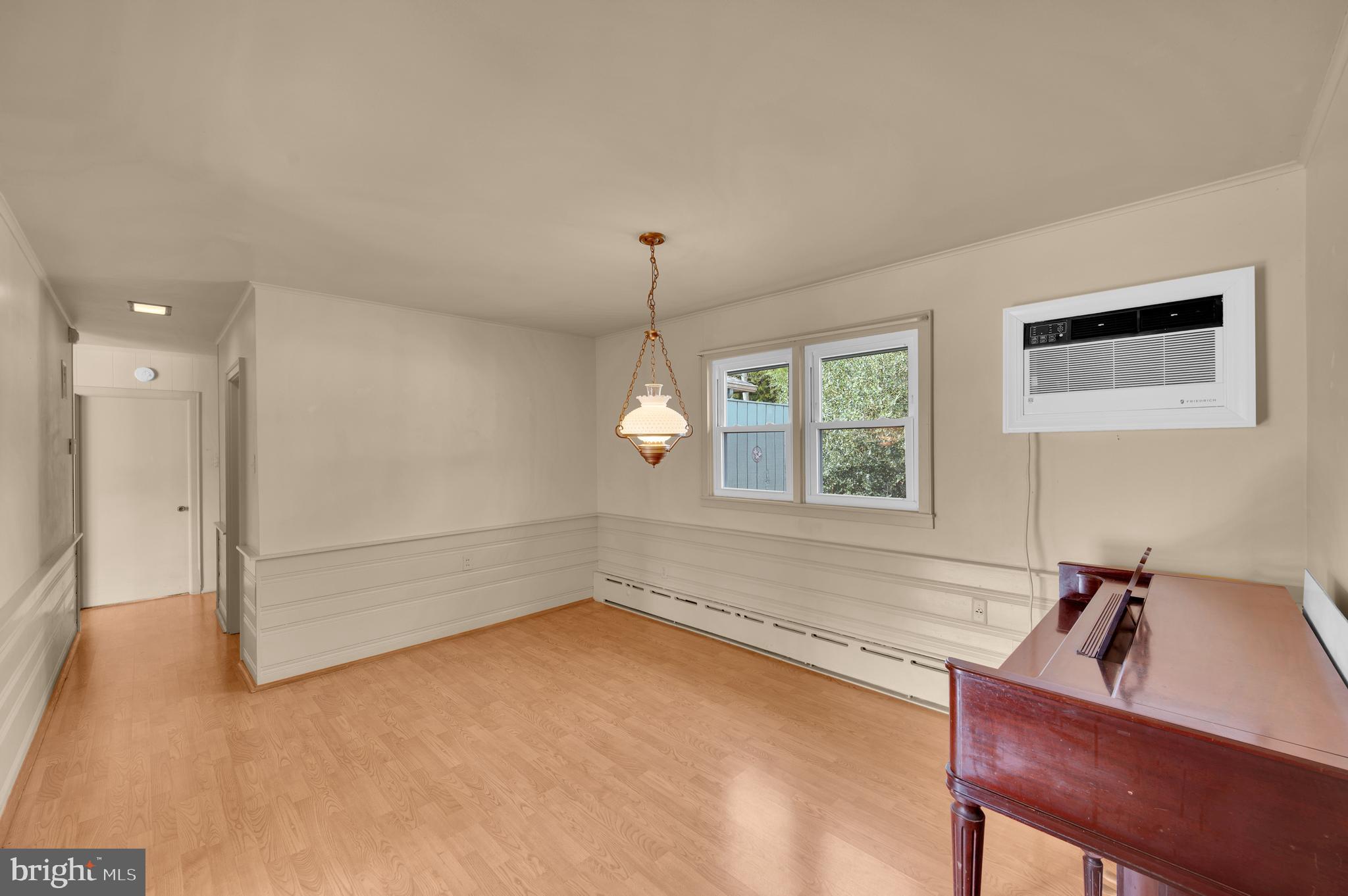 130 Center Street Manahawkin, NJ 08050 - Photo 25 of 54