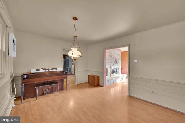 $699,900 | 130 Center Street, Manahawkin, NJ 08050