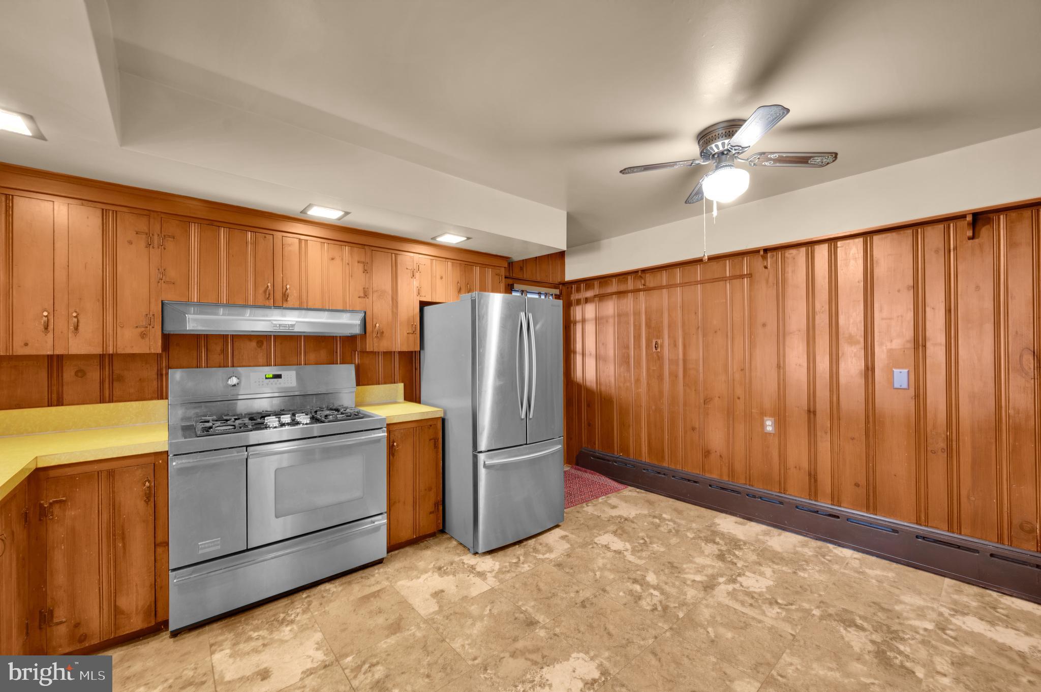 130 Center Street Manahawkin, NJ 08050 - Photo 29 of 54