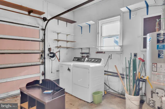 $699,900 | 130 Center Street, Manahawkin, NJ 08050