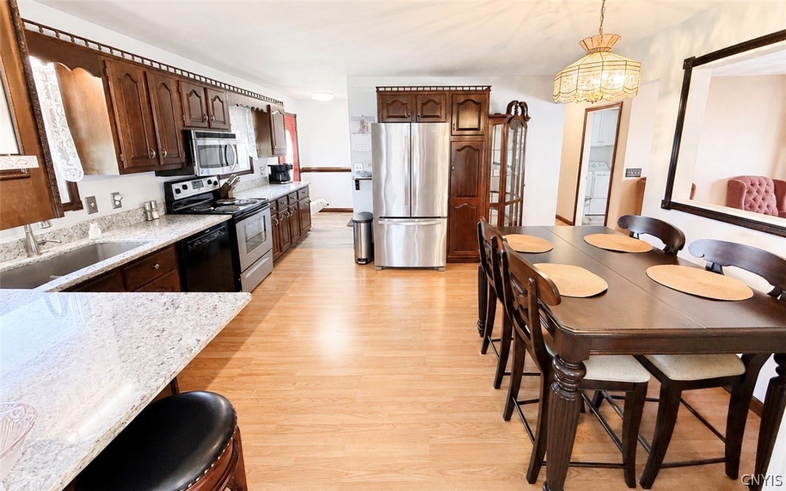 277-283 County Rte 8, Unit 277 Fulton, NY 13069 - Photo 5 of 37