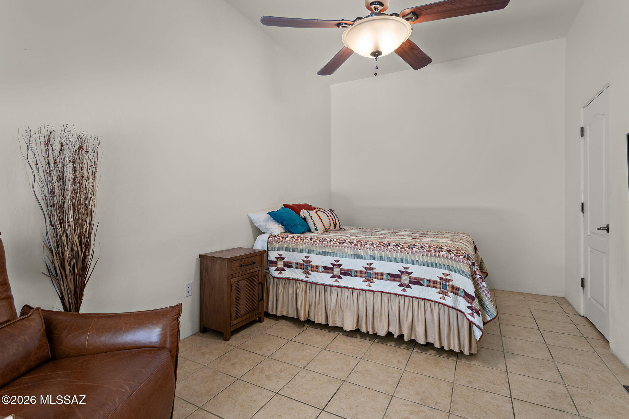 470 East Cedarvale Road Tucson, AZ 85704 - Photo 12 of 35