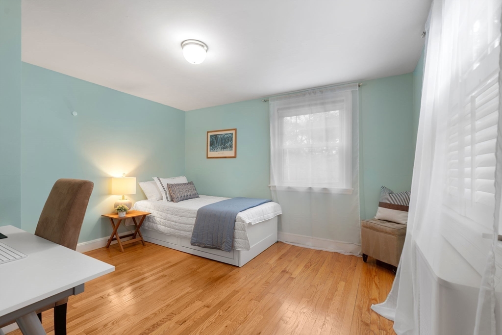 569 Chestnut Street Needham, MA 02492 - Photo 19 of 25