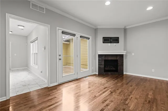 $625,000 | 4450 Summit Street, Kansas City, MO 64111