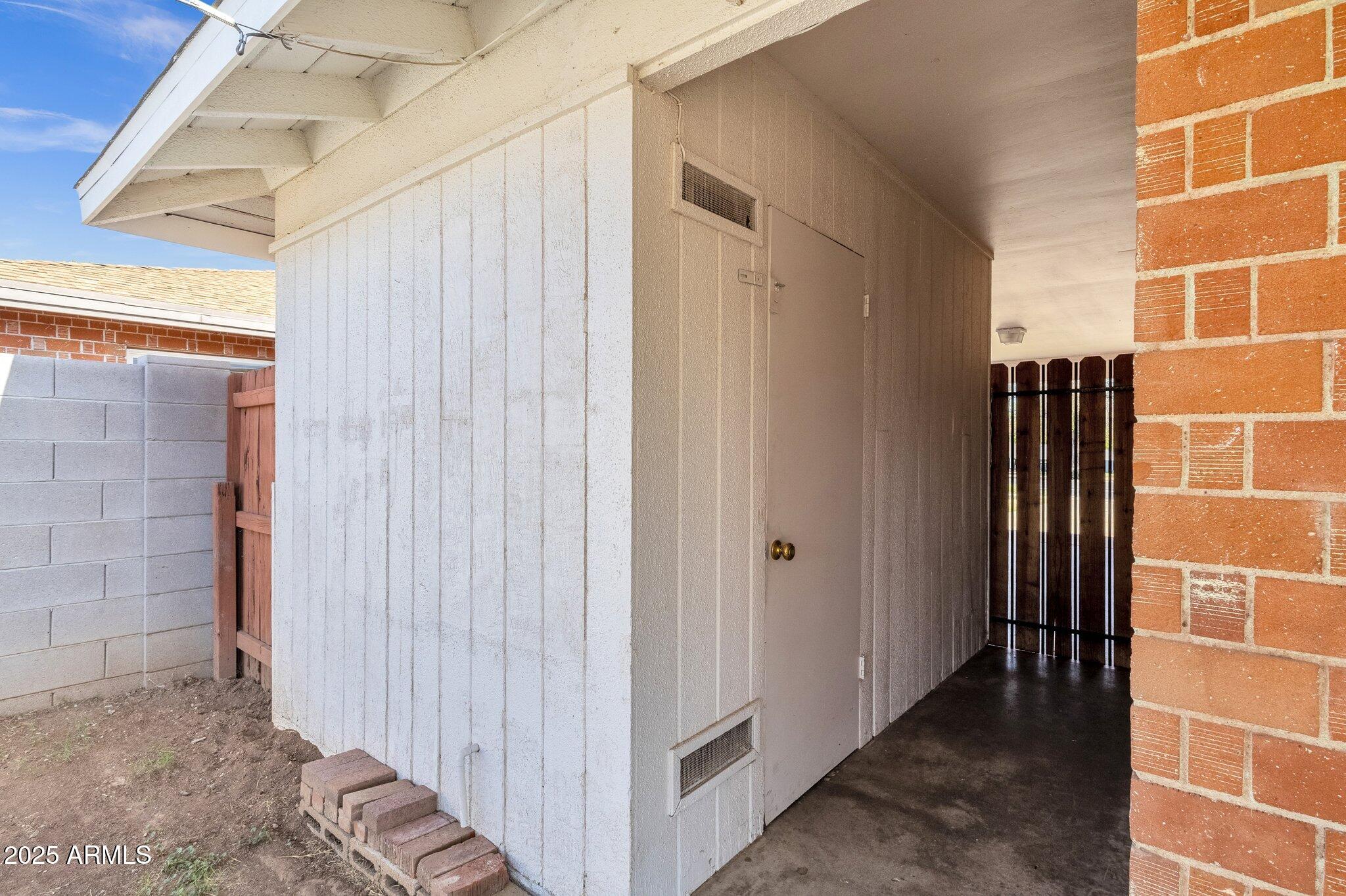 1944 West Osborn Road Phoenix, AZ 85015 - Photo 36 of 37 Private Washer:Dryer Room