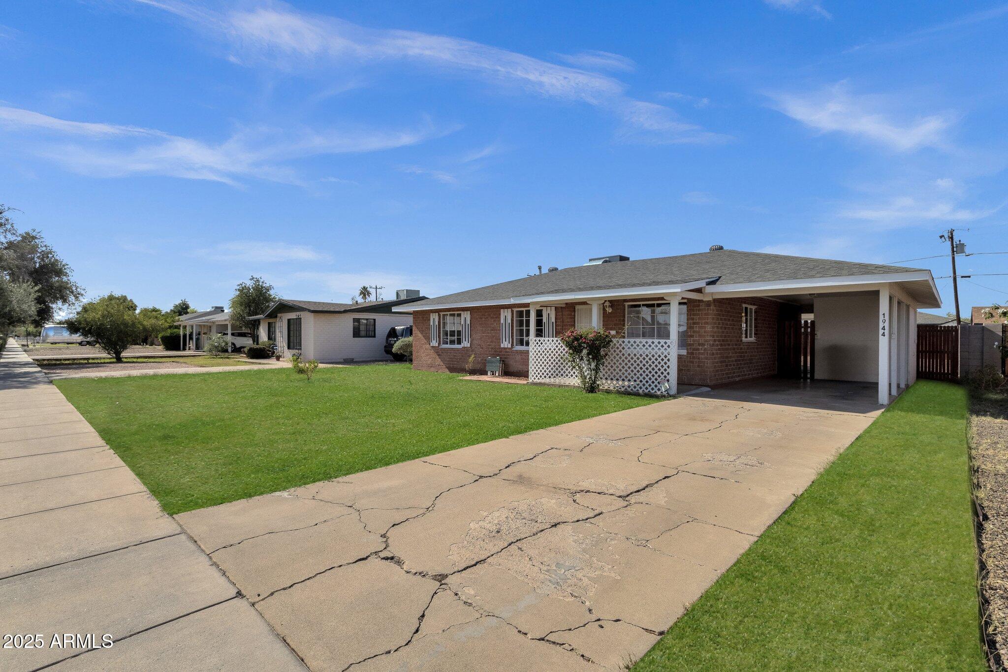 1944 West Osborn Road Phoenix, AZ 85015 - Photo 4 of 37 41-web-or-mls-1944-w-osborn-rd