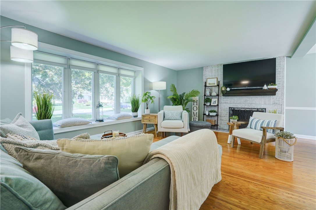 32 Charrington Road Irondequoit, NY 14609 - Photo 14 of 46