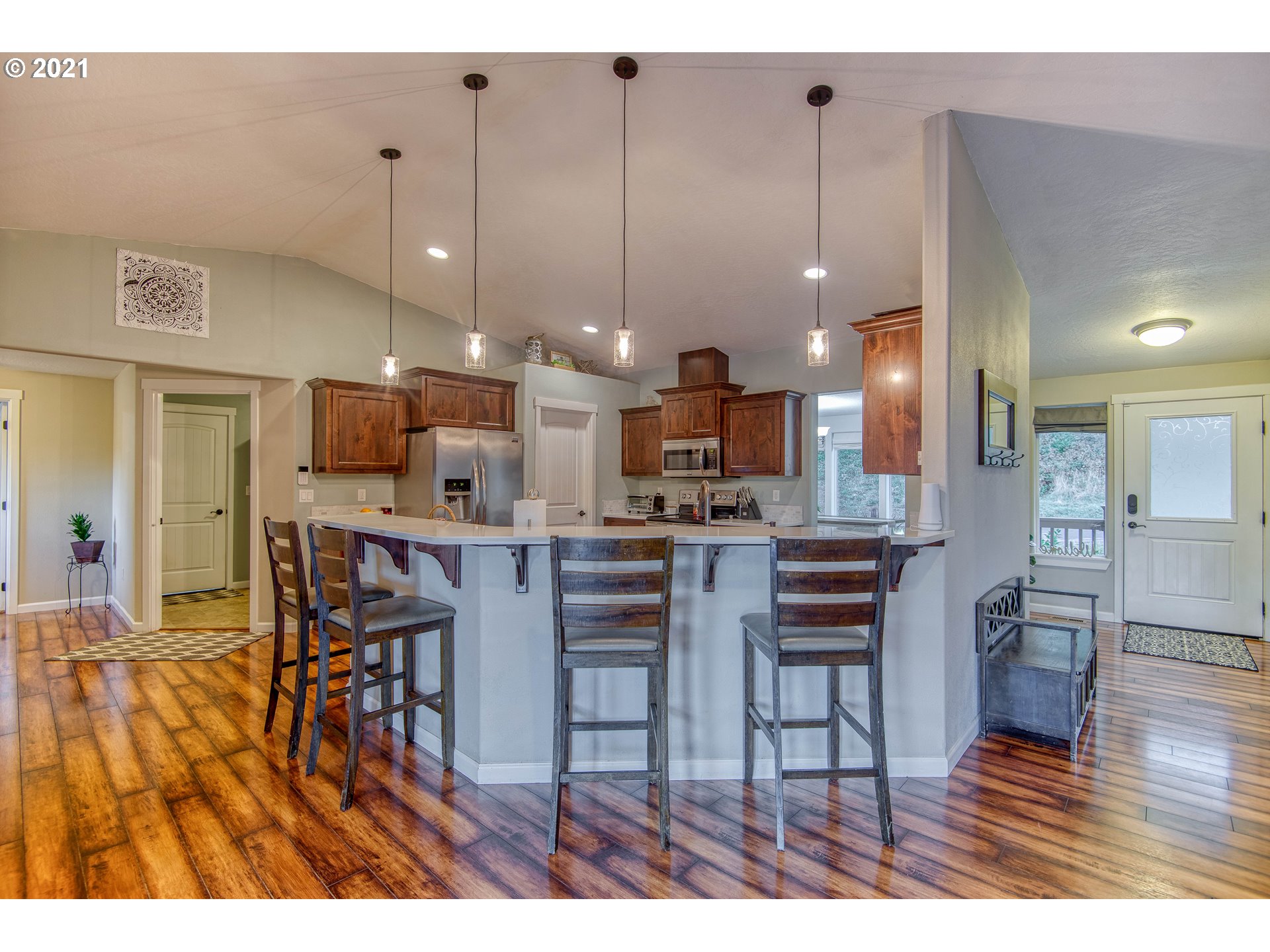 69887 Stage Road North Bend, OR 97459 - Photo 13 of 31 Gallery Image 13