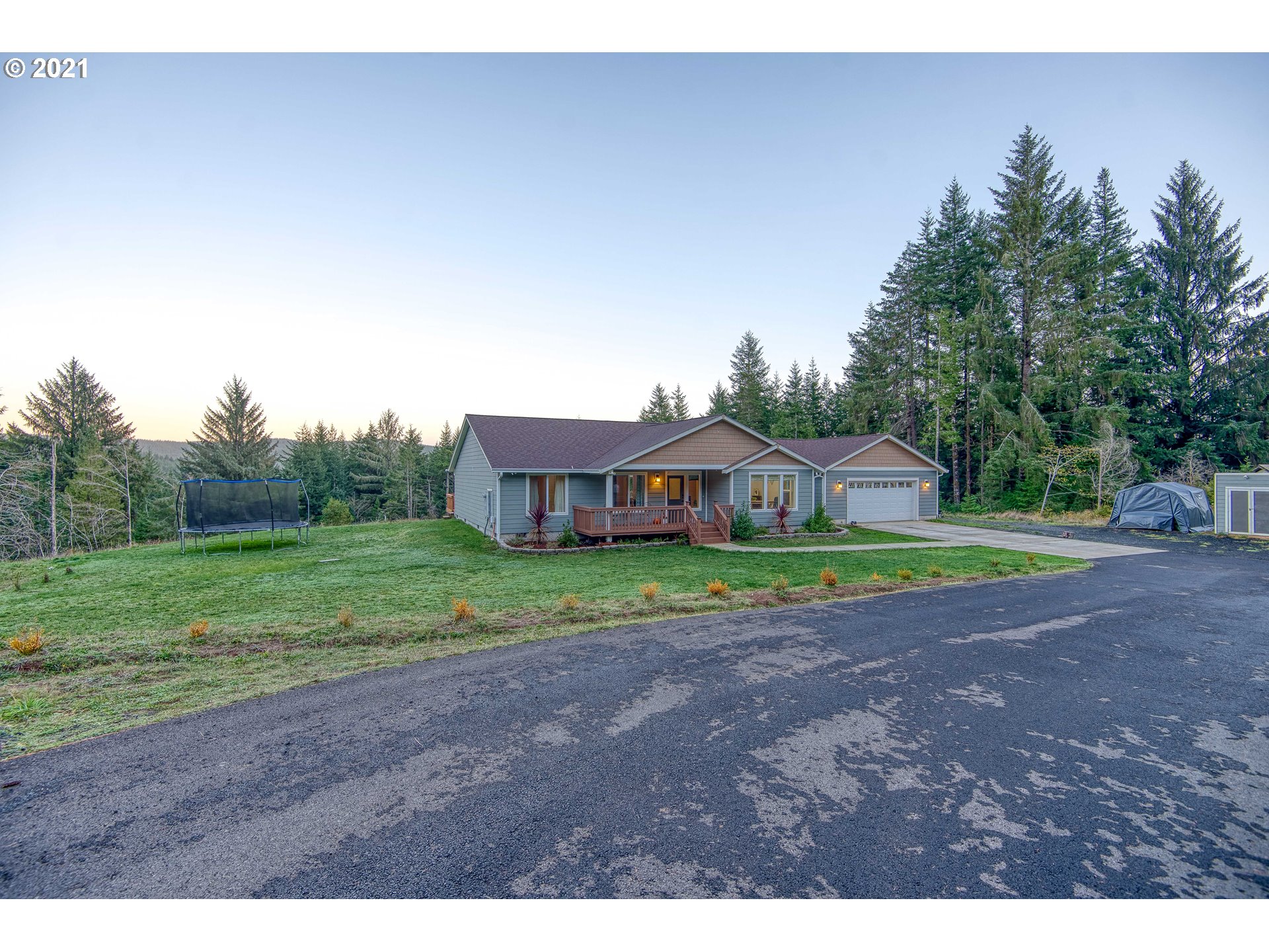69887 Stage Road North Bend, OR 97459 - Photo 2 of 31 Gallery Image 2