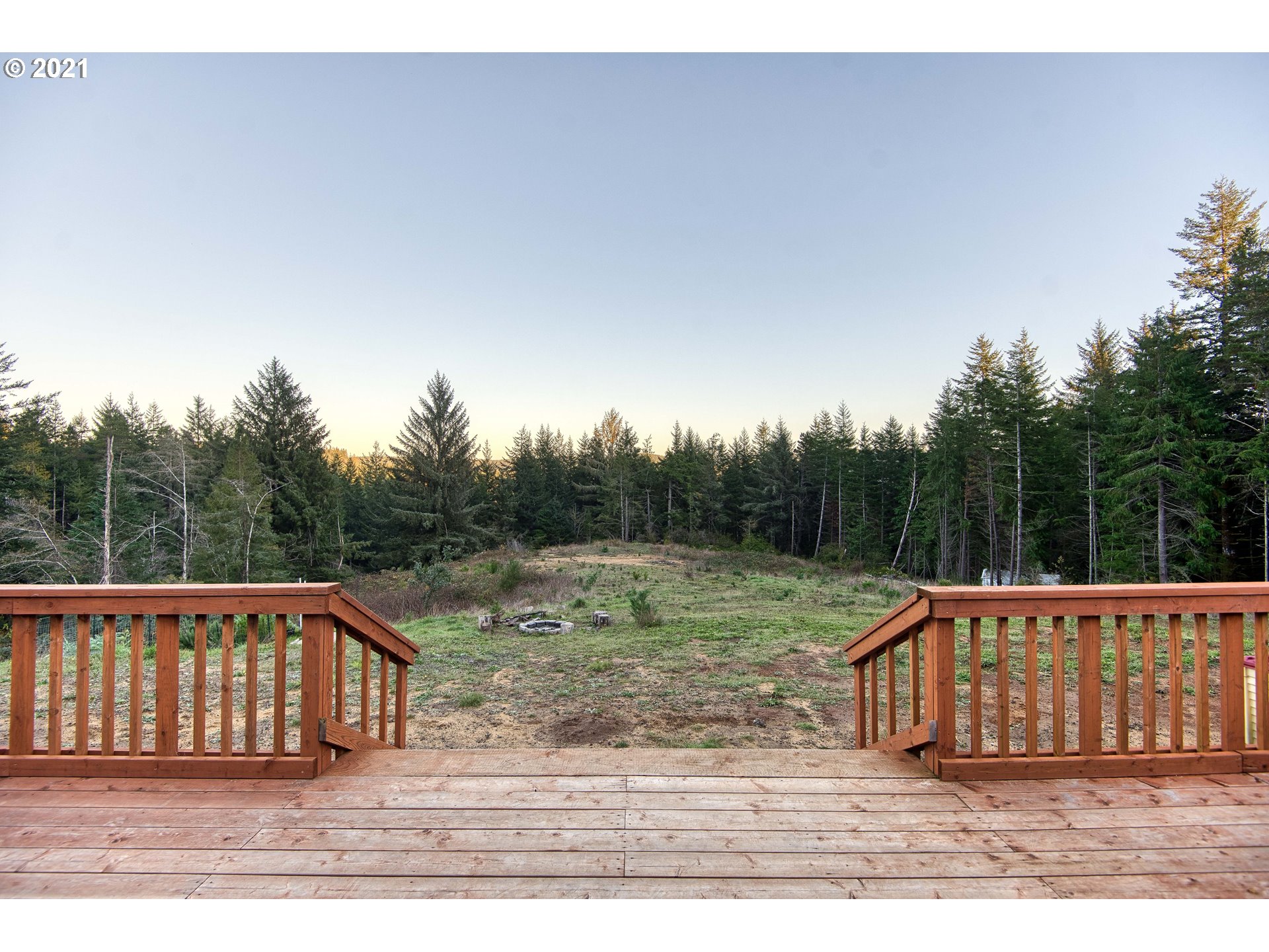 69887 Stage Road North Bend, OR 97459 - Photo 24 of 31 Gallery Image 24