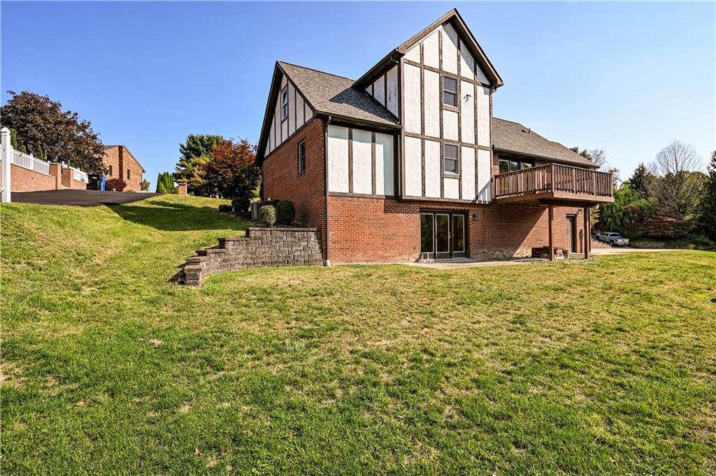 180 Rustic Drive Irwin, PA 15642 - Photo 15 of 49 Gallery Image 15