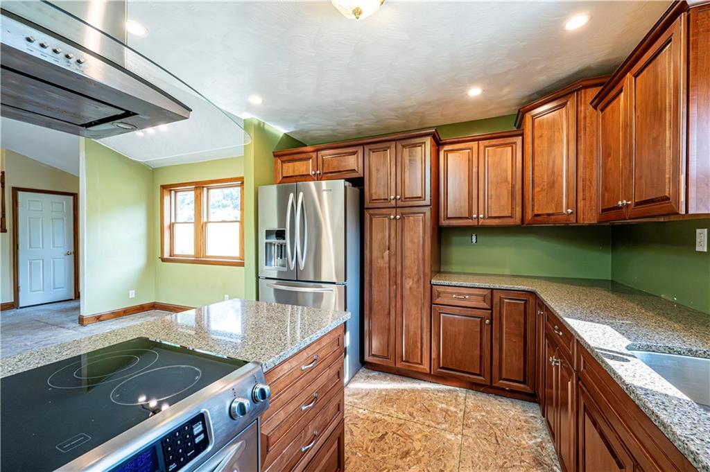 180 Rustic Drive Irwin, PA 15642 - Photo 27 of 49 Gallery Image 27