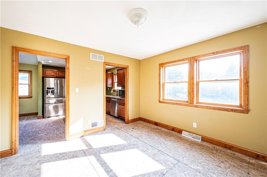 180 Rustic Drive Irwin, PA 15642 - Photo 28 of 49 Gallery Image 28
