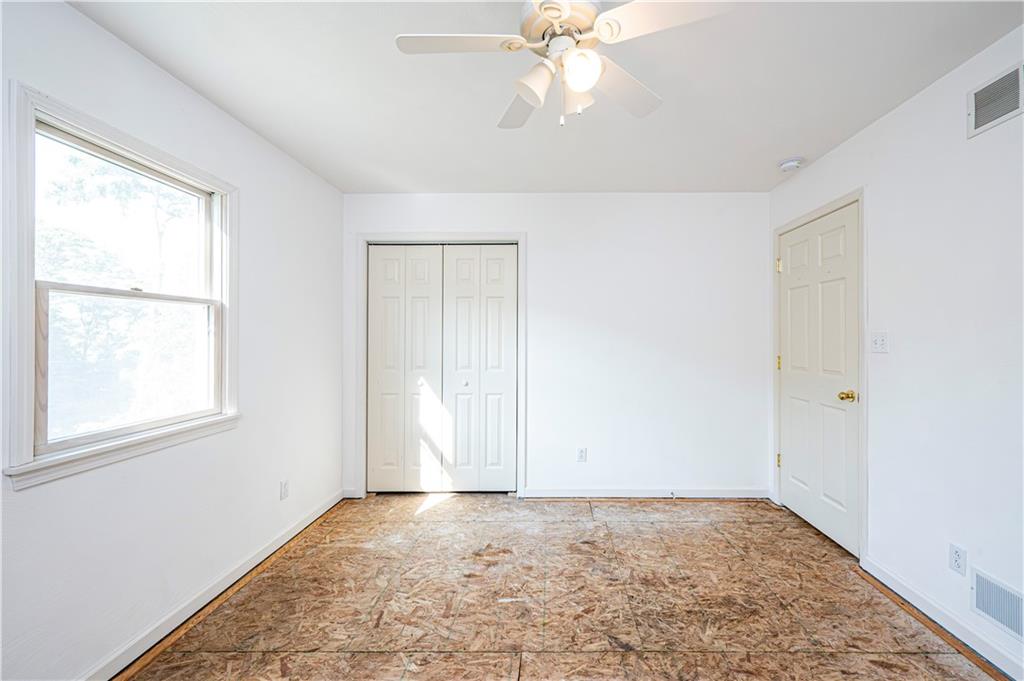 180 Rustic Drive Irwin, PA 15642 - Photo 37 of 49 Gallery Image 37