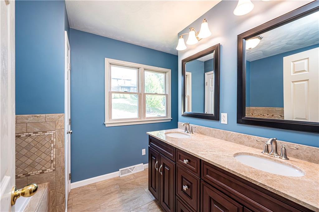 180 Rustic Drive Irwin, PA 15642 - Photo 42 of 49 Gallery Image 42