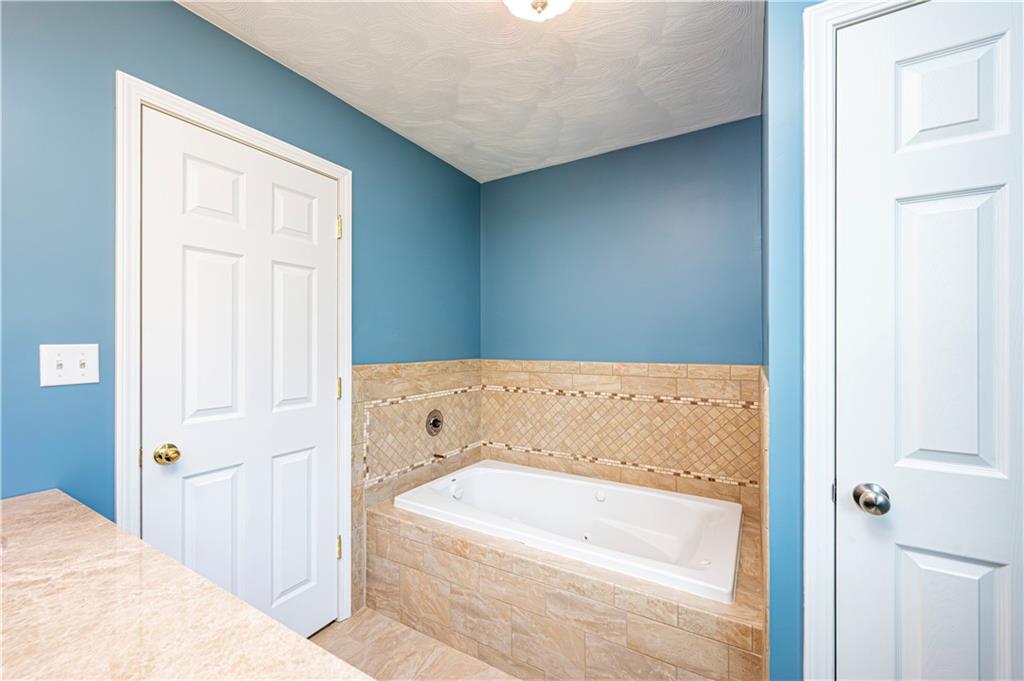 180 Rustic Drive Irwin, PA 15642 - Photo 43 of 49 Gallery Image 43