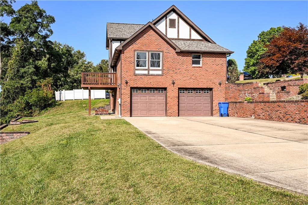 180 Rustic Drive Irwin, PA 15642 - Photo 9 of 49 Gallery Image 9