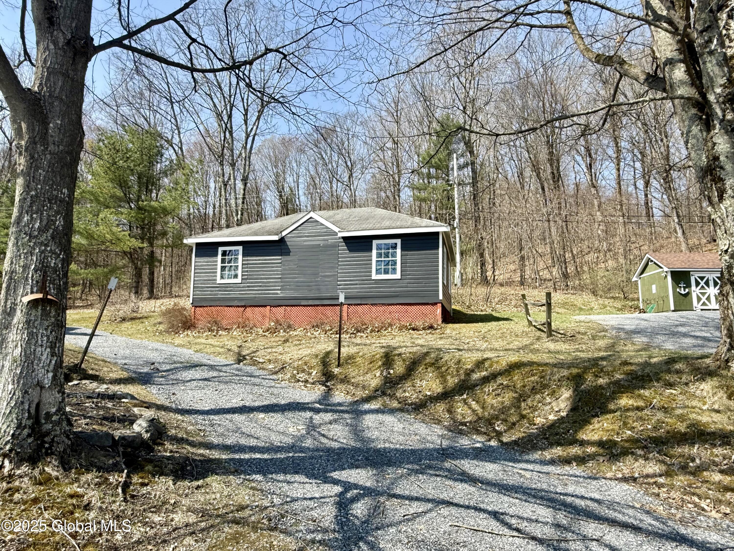 321 Miller Road Argyle, NY 12809 - Photo 14 of 46 Cabin/Garage