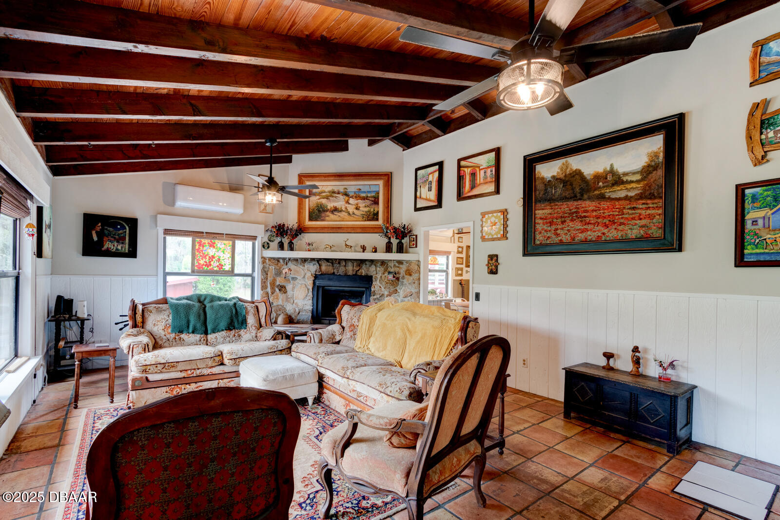 Living Room -1