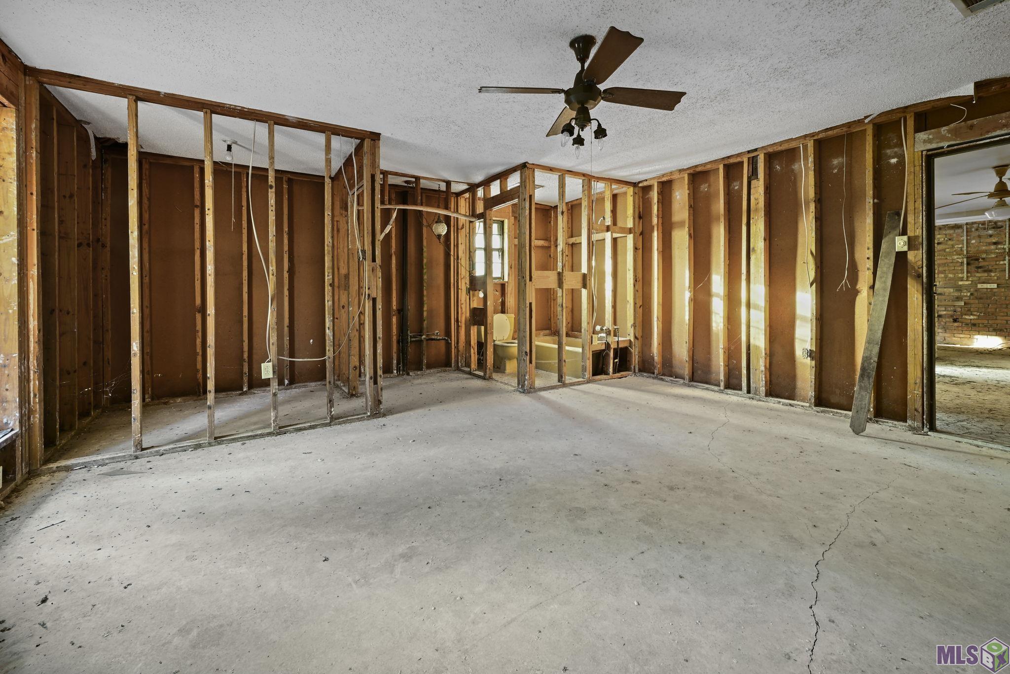 25331 Spillers Ranch Road Denham Springs, LA 70726 - Photo 5 of 11 Gallery Image 5