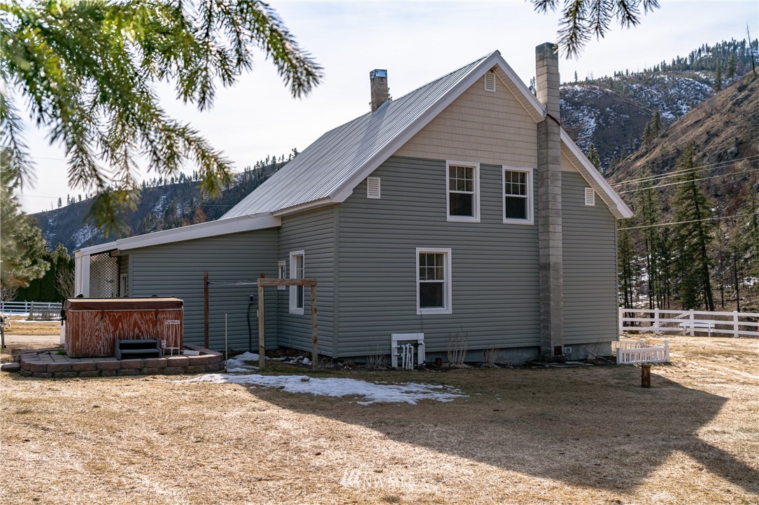 11290 Entiat River Road Entiat, WA 98822 - Photo 22 of 39 Gallery Image 22