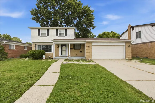 $289,999 | 11721 Robinwood Boulevard, Warren, MI 48093