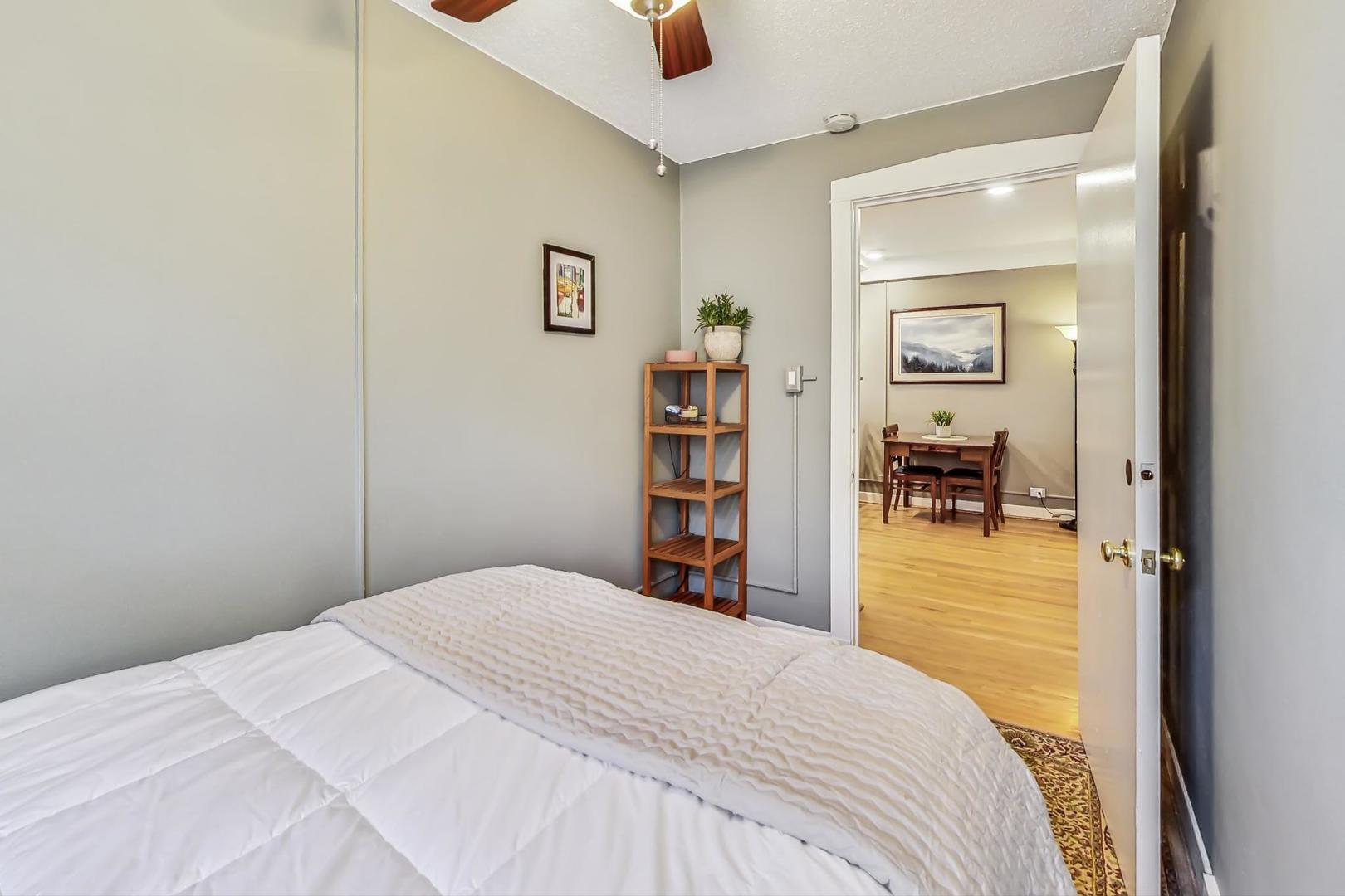 725 West Sheridan Road, Unit 601 Chicago, IL 60613 - Photo 12 of 23 a bedroom with a bed and a view of bedroom