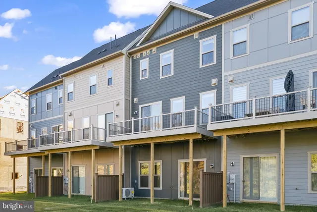 $5,928 | 6244 Folly Lane, Alexandria, VA 22315