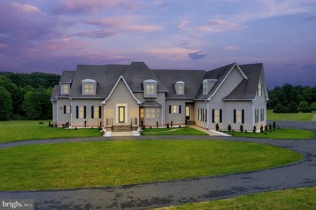 $1,899,000 | 37016 Longmoor Farm Lane, Purcellville, VA 20132