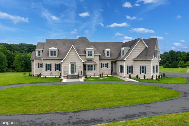 $1,899,000 | 37016 Longmoor Farm Lane, Purcellville, VA 20132