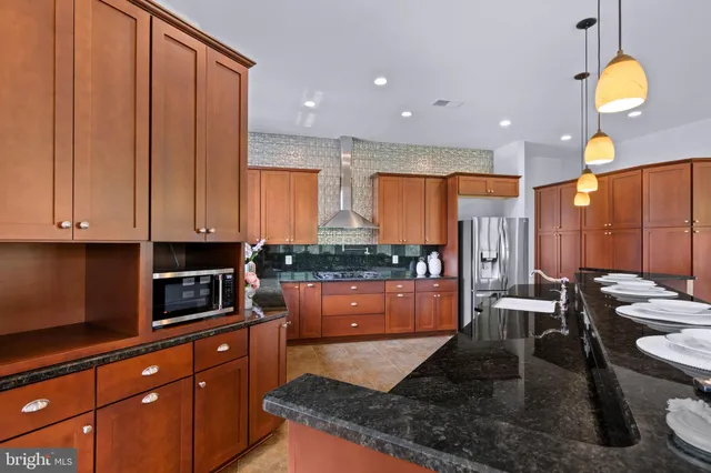 $1,899,000 | 37016 Longmoor Farm Lane, Purcellville, VA 20132