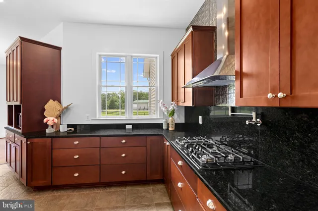 $1,899,000 | 37016 Longmoor Farm Lane, Purcellville, VA 20132