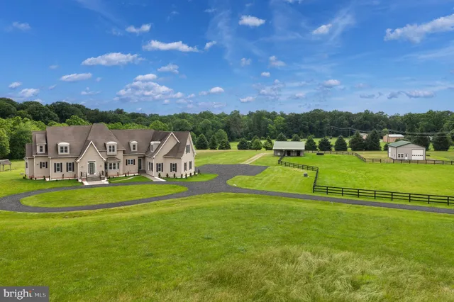 $1,899,000 | 37016 Longmoor Farm Lane, Purcellville, VA 20132