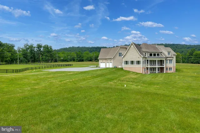 $1,899,000 | 37016 Longmoor Farm Lane, Purcellville, VA 20132