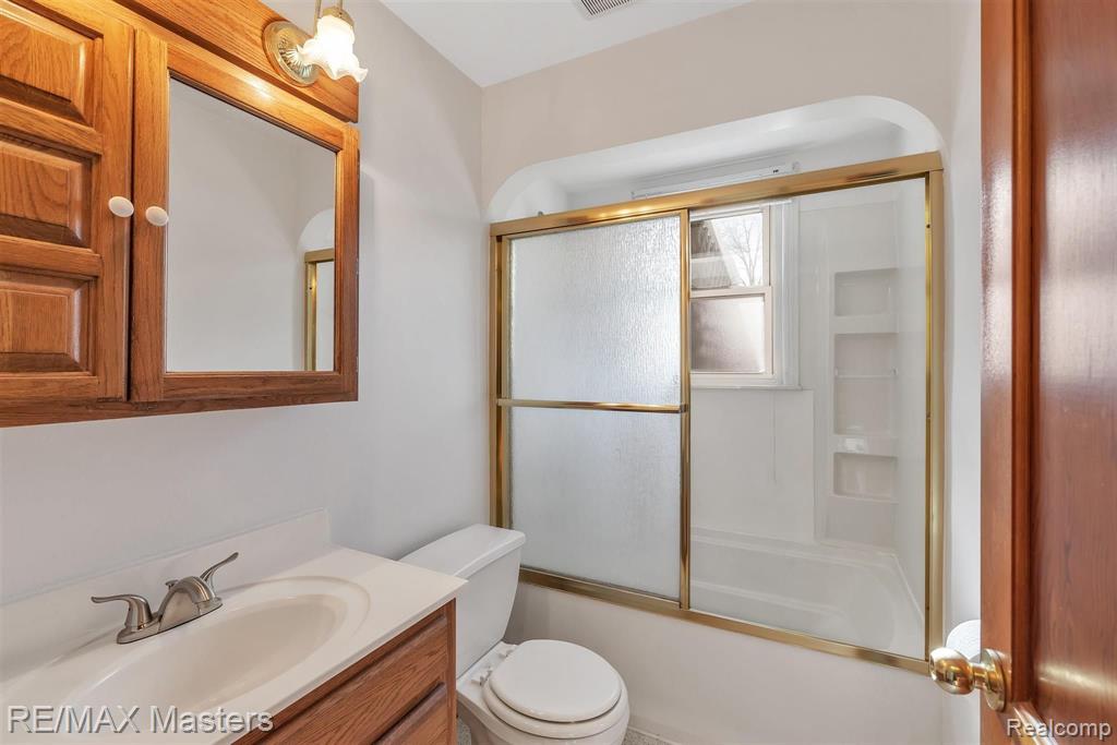 160 Ready Road Carleton, MI 48117 - Photo 10 of 27 Gallery Image 10