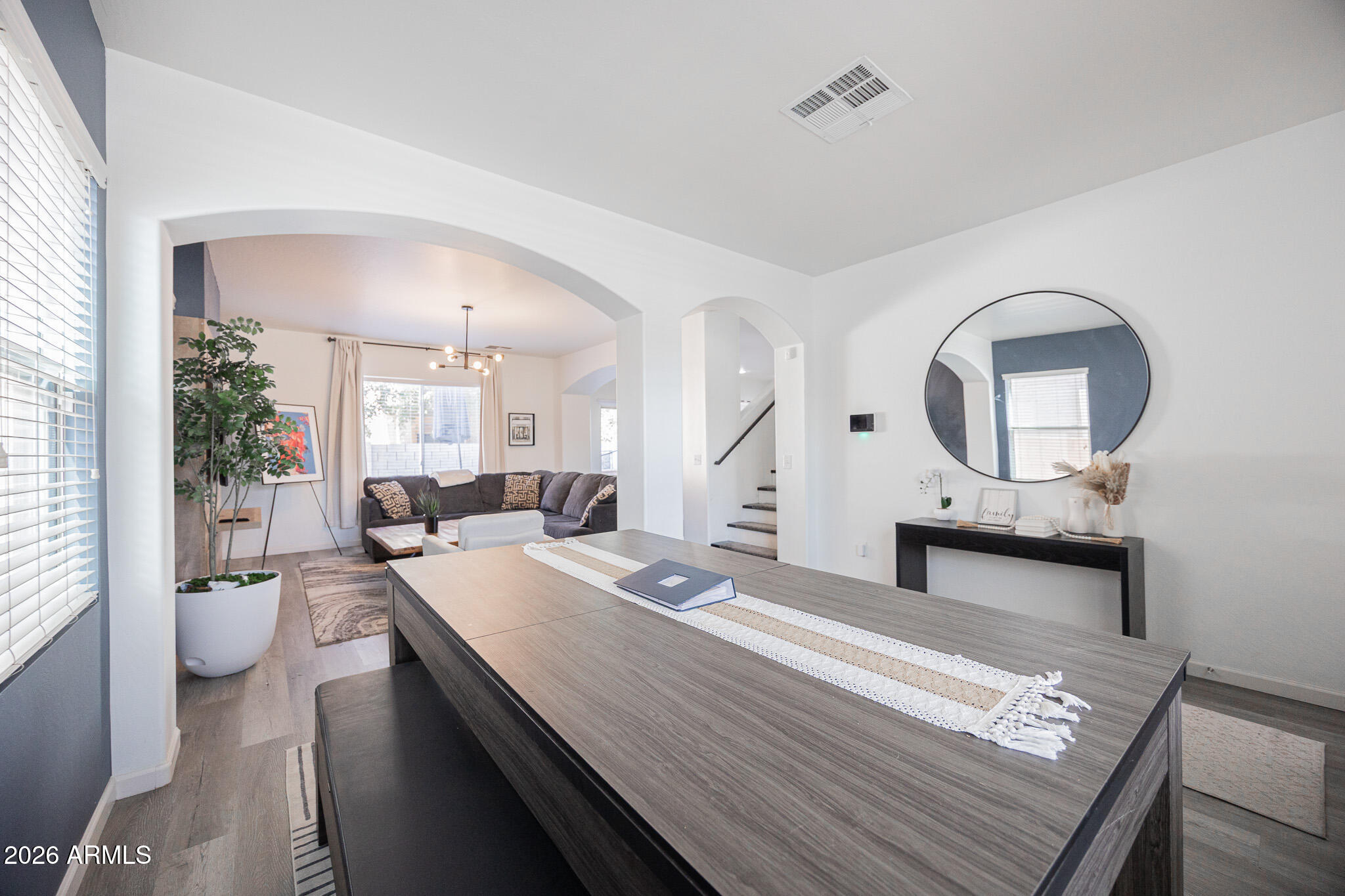 4018 West Fremont Rd. Phoenix, AZ 85041 - Photo 7 of 29 B33A0637