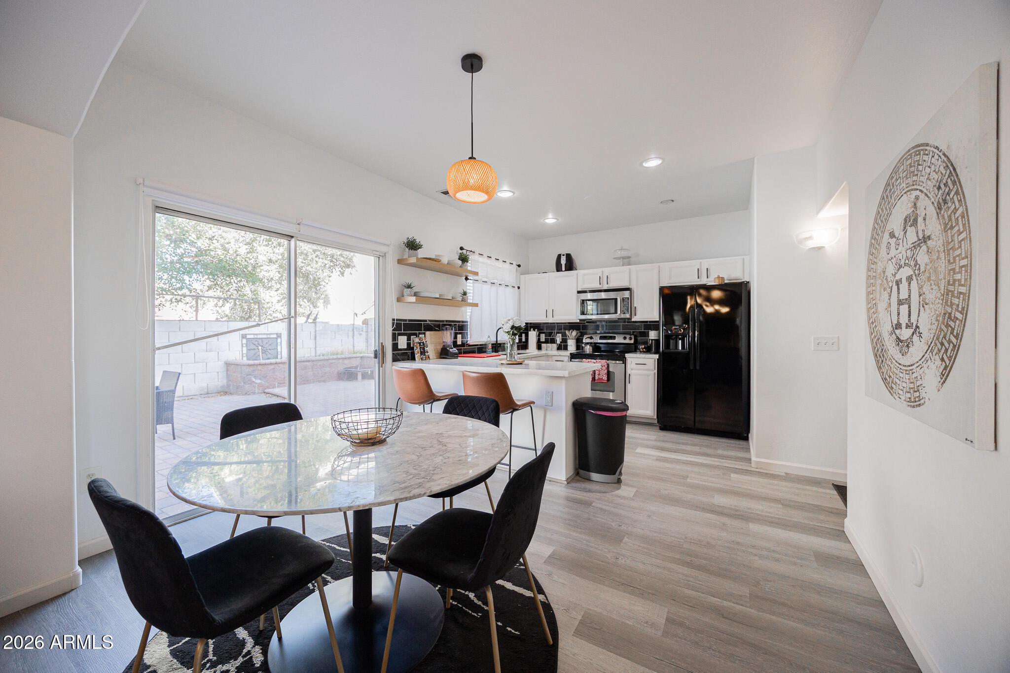 4018 West Fremont Rd. Phoenix, AZ 85041 - Photo 9 of 29 B33A0639