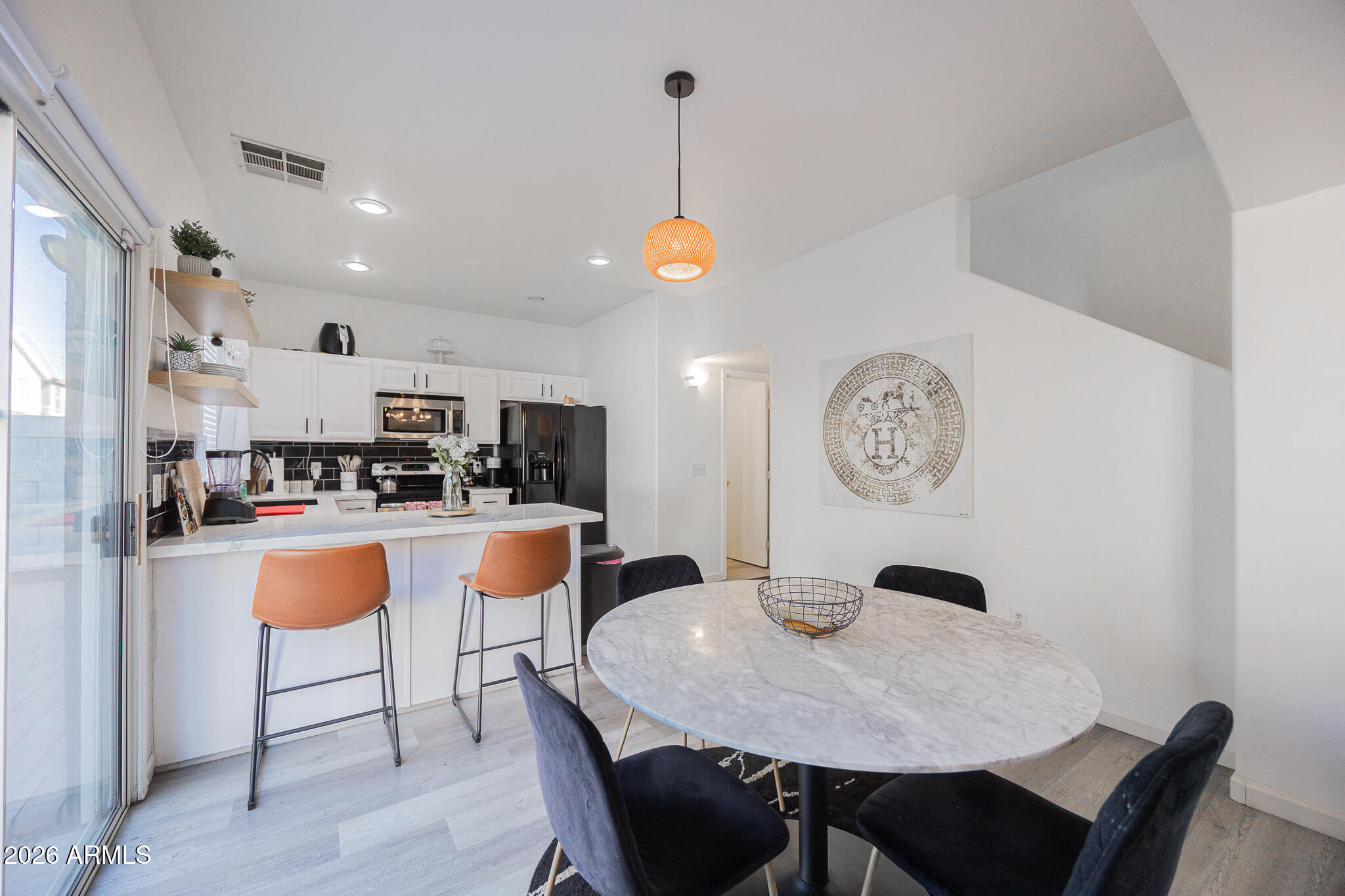 4018 West Fremont Rd. Phoenix, AZ 85041 - Photo 10 of 29 B33A0640