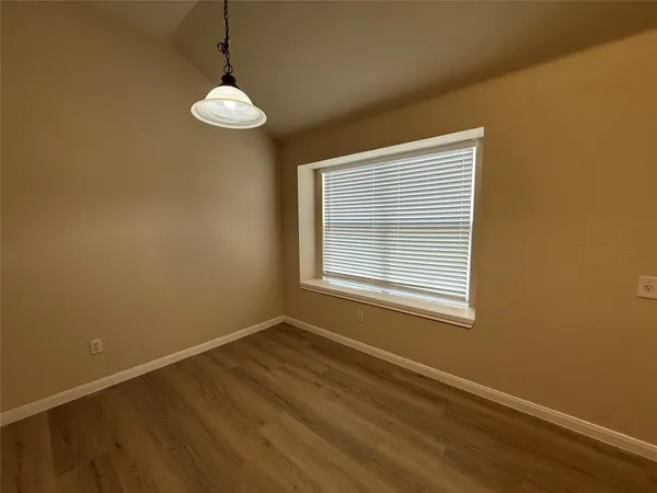 $1,995 | 125 Ashwood South, Kyle, TX 78640