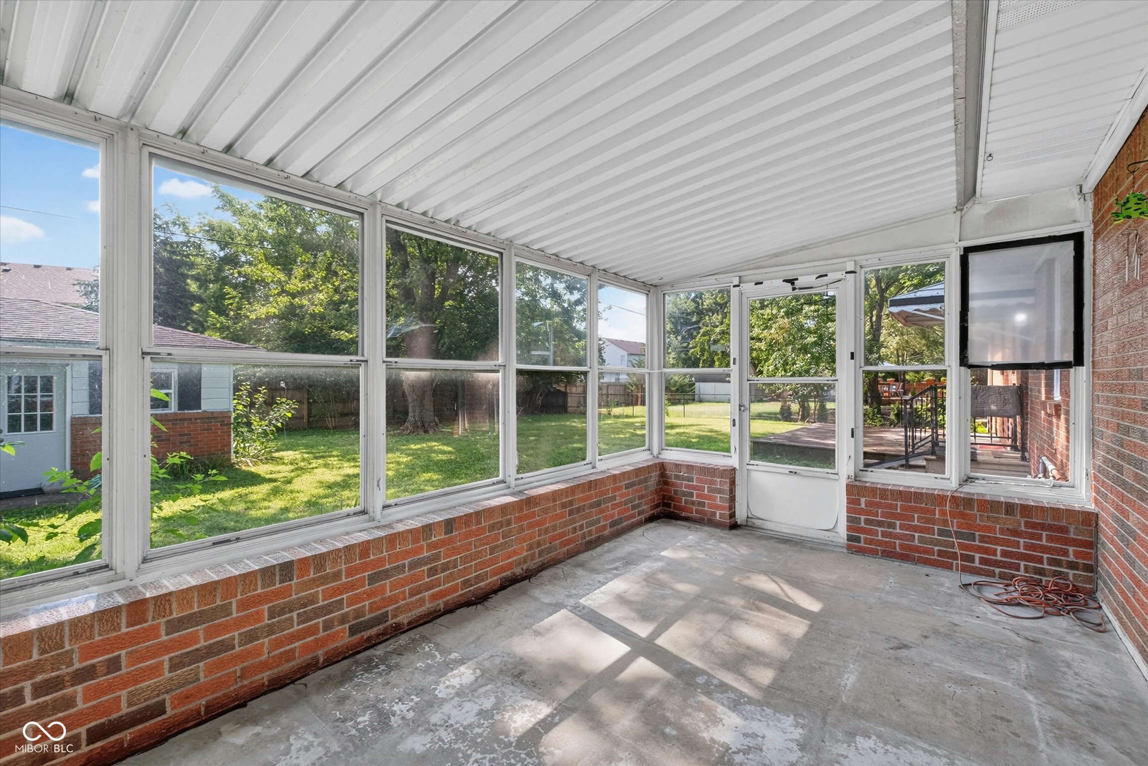 7301 South Franklin Road Indianapolis, IN 46259 - Photo 26 of 33 Gallery Image 26